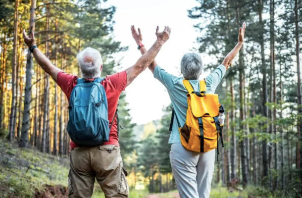 银发旅游：我们应该怎么去旅行？